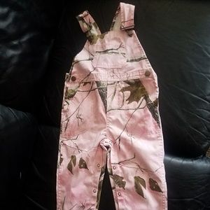 3t mossy oak bibs nwot